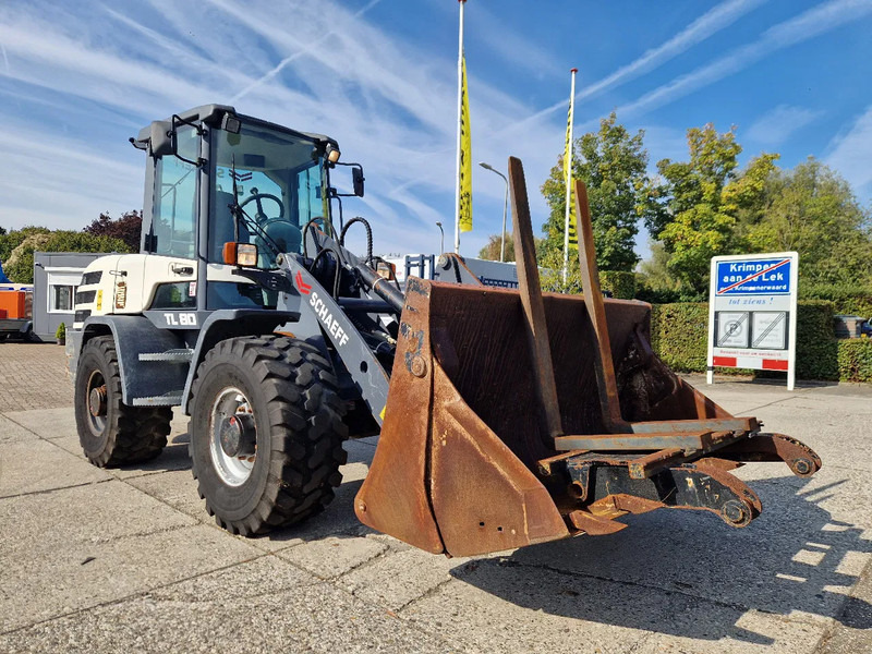 Yanmar / Terex TL80 in nette staat 2017 - Riteņu iekrāvējs: foto 2 Yanmar / Terex TL80 in nette staat 2017 - Riteņu iekrāvējs: foto 2