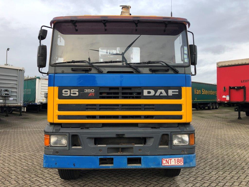 DAF 95.350 ATi - 6x4 - Kravas automašīna pašizgāzējs, Kravas auto ar manipulatoru: foto 2 DAF 95.350 ATi - 6x4 - Kravas automašīna pašizgāzējs, Kravas auto ar manipulatoru: foto 2