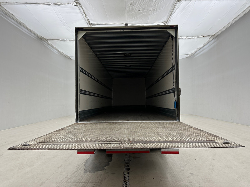 DAF CF 330 - 6x2 - Kravas automašīna ar slēgto virsbūvi: foto 5 DAF CF 330 - 6x2 - Kravas automašīna ar slēgto virsbūvi: foto 5