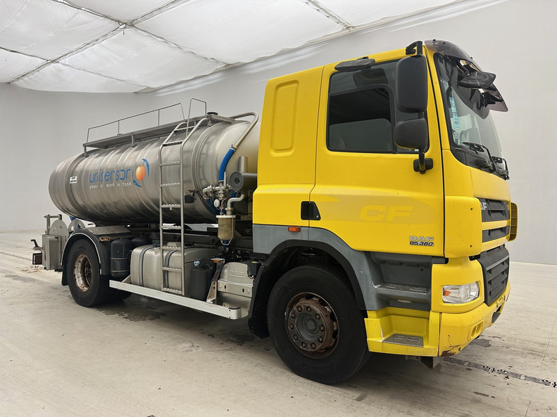 DAF CF85.360* - Autocisterna: foto 3 DAF CF85.360* - Autocisterna: foto 3
