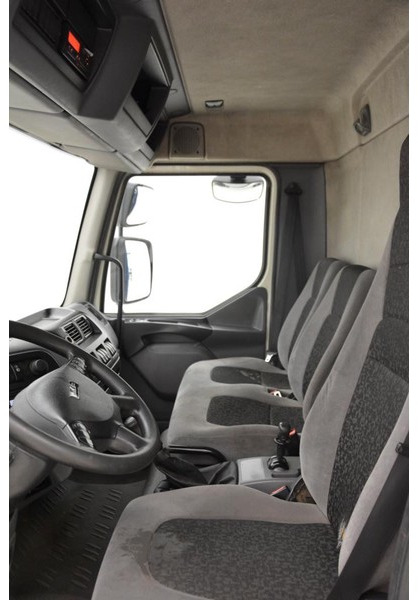 Interior photo 2: Bortu kravas automašīna/ Platforma DAF LF45.160