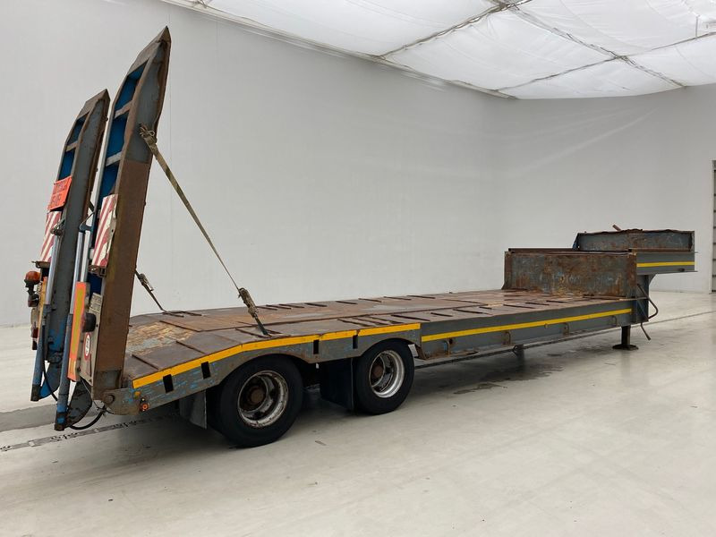 GHEYSEN & VERPOORT Low bed trailer - Puspiekabe zema profila platforma: foto 5 GHEYSEN & VERPOORT Low bed trailer - Puspiekabe zema profila platforma: foto 5