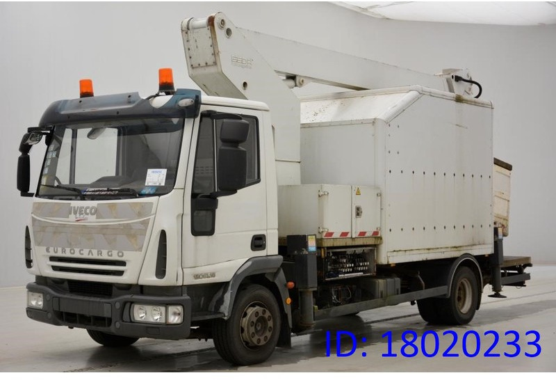 Iveco Eurocargo 120E18* - Autopacēlājs: foto 1 Iveco Eurocargo 120E18* - Autopacēlājs: foto 1
