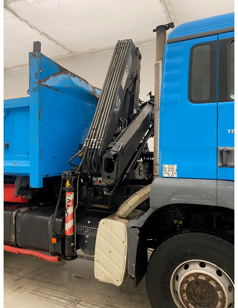 MAN TGA 26.360 - 6x4 - Kravas automašīna pašizgāzējs, Kravas auto ar manipulatoru: foto 4 MAN TGA 26.360 - 6x4 - Kravas automašīna pašizgāzējs, Kravas auto ar manipulatoru: foto 4