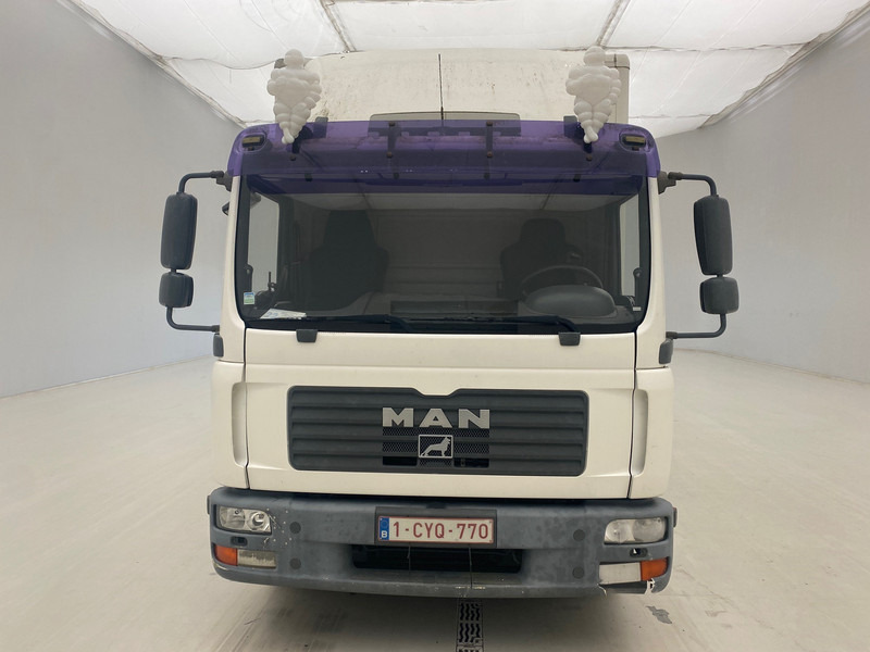 MAN TGL 12.210 - Kravas automašīna ar slēgto virsbūvi: foto 2 MAN TGL 12.210 - Kravas automašīna ar slēgto virsbūvi: foto 2