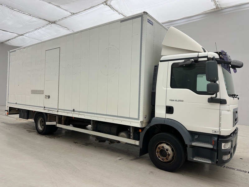 MAN TGM 15.250 - Kravas automašīna ar slēgto virsbūvi: foto 3 MAN TGM 15.250 - Kravas automašīna ar slēgto virsbūvi: foto 3