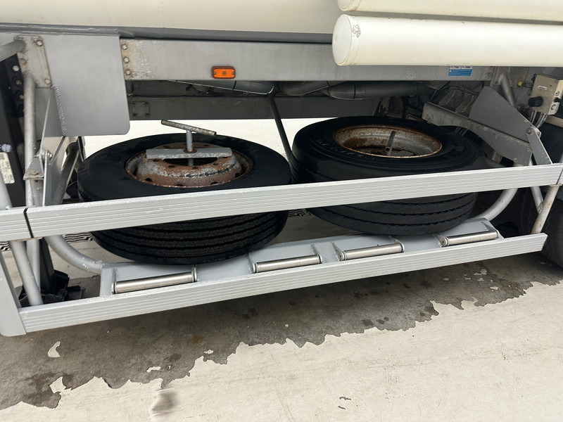 Puspiekabe cisterna MERCERON Tank 34000 L: foto 14