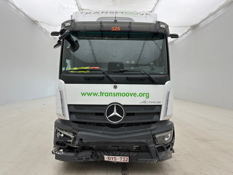Mercedes-Benz Actros 1930 - Kravas automašīna ar slēgto virsbūvi: foto 2 Mercedes-Benz Actros 1930 - Kravas automašīna ar slēgto virsbūvi: foto 2