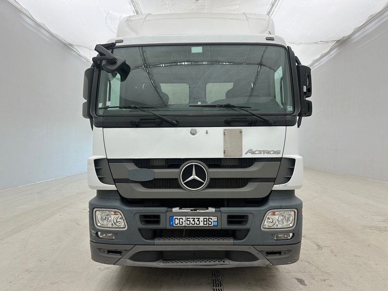 Mercedes-Benz Actros 2536 - 6x2 - Kravas automašīna ar slēgto virsbūvi: foto 2 Mercedes-Benz Actros 2536 - 6x2 - Kravas automašīna ar slēgto virsbūvi: foto 2