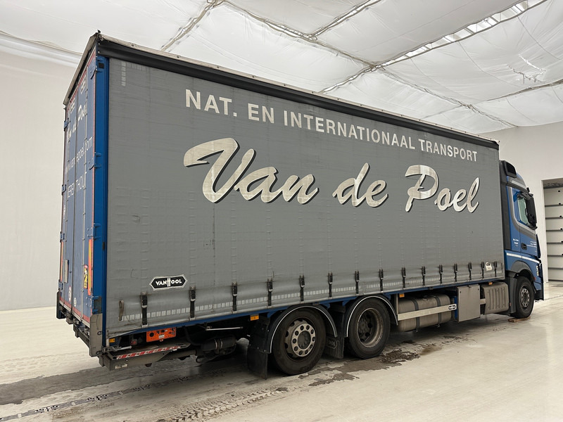 Mercedes-Benz Actros 2642 - 6x2 - Kravas automašīna ar tentu: foto 4 Mercedes-Benz Actros 2642 - 6x2 - Kravas automašīna ar tentu: foto 4