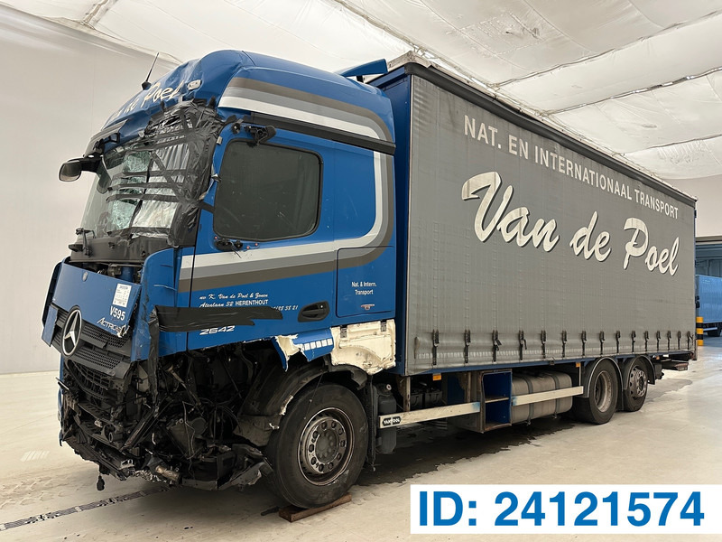 Mercedes-Benz Actros 2642 - 6x2 - Kravas automašīna ar tentu: foto 1 Mercedes-Benz Actros 2642 - 6x2 - Kravas automašīna ar tentu: foto 1