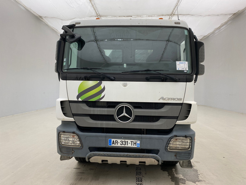 Mercedes-Benz Actros 3336 - 6x4 - Kravas automašīna pašizgāzējs, Kravas auto ar manipulatoru: foto 2 Mercedes-Benz Actros 3336 - 6x4 - Kravas automašīna pašizgāzējs, Kravas auto ar manipulatoru: foto 2