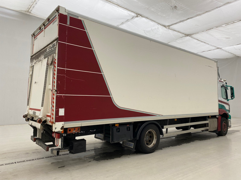 Mercedes-Benz Antos 1832 - Kravas automašīna ar slēgto virsbūvi: foto 4 Mercedes-Benz Antos 1832 - Kravas automašīna ar slēgto virsbūvi: foto 4