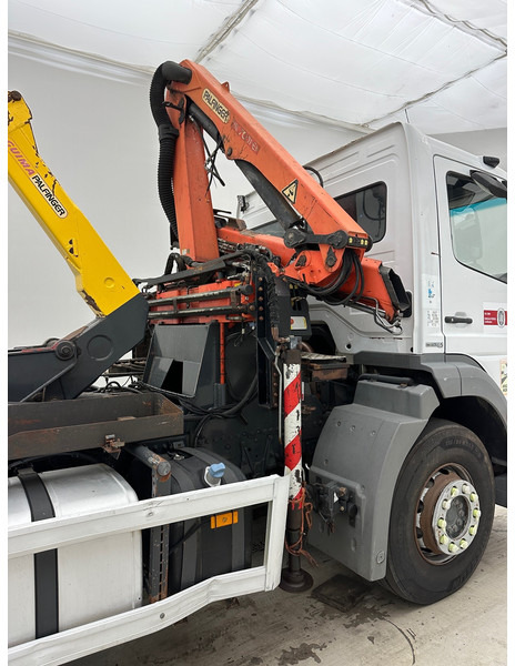 Mercedes-Benz Axor 1824 - Pacēlājs ar āķi, Kravas auto ar manipulatoru: foto 5 Mercedes-Benz Axor 1824 - Pacēlājs ar āķi, Kravas auto ar manipulatoru: foto 5