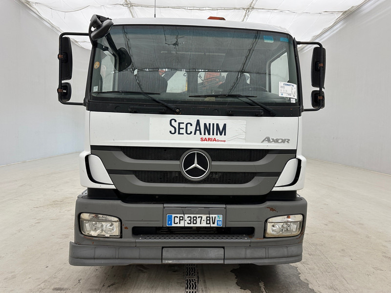 Mercedes-Benz Axor 1824 - Pacēlājs ar āķi, Kravas auto ar manipulatoru: foto 2 Mercedes-Benz Axor 1824 - Pacēlājs ar āķi, Kravas auto ar manipulatoru: foto 2