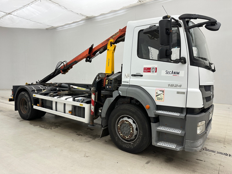 Mercedes-Benz Axor 1824 - Pacēlājs ar āķi, Kravas auto ar manipulatoru: foto 3 Mercedes-Benz Axor 1824 - Pacēlājs ar āķi, Kravas auto ar manipulatoru: foto 3