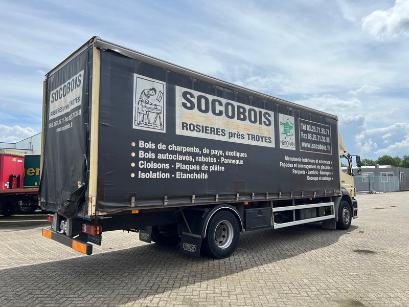 Mercedes-Benz Axor 1828 - Kravas automašīna ar tentu: foto 4 Mercedes-Benz Axor 1828 - Kravas automašīna ar tentu: foto 4