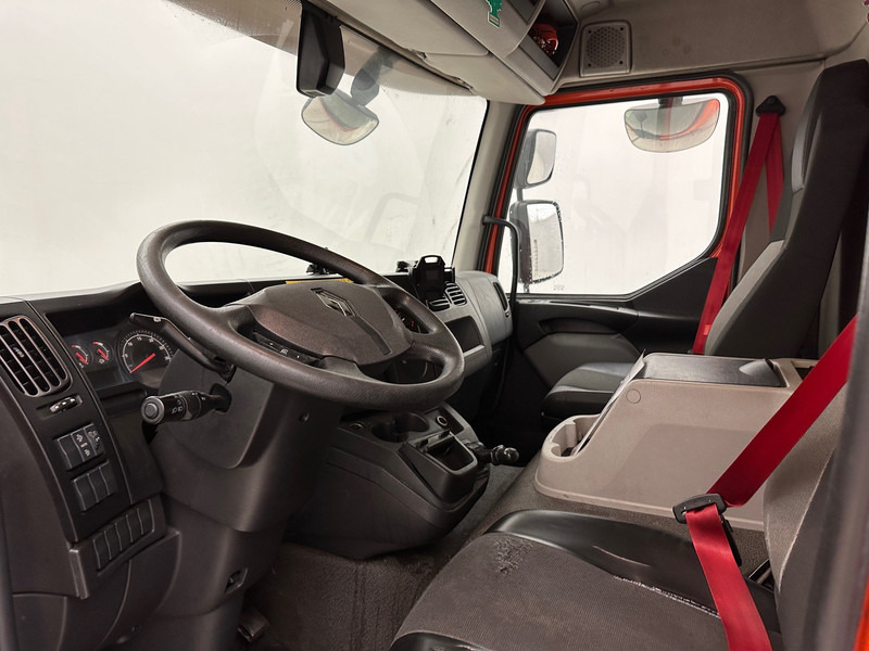 Kravas automašīna refrižerators Renault D12.210: foto 9 Kravas automašīna refrižerators Renault D12.210: foto 9