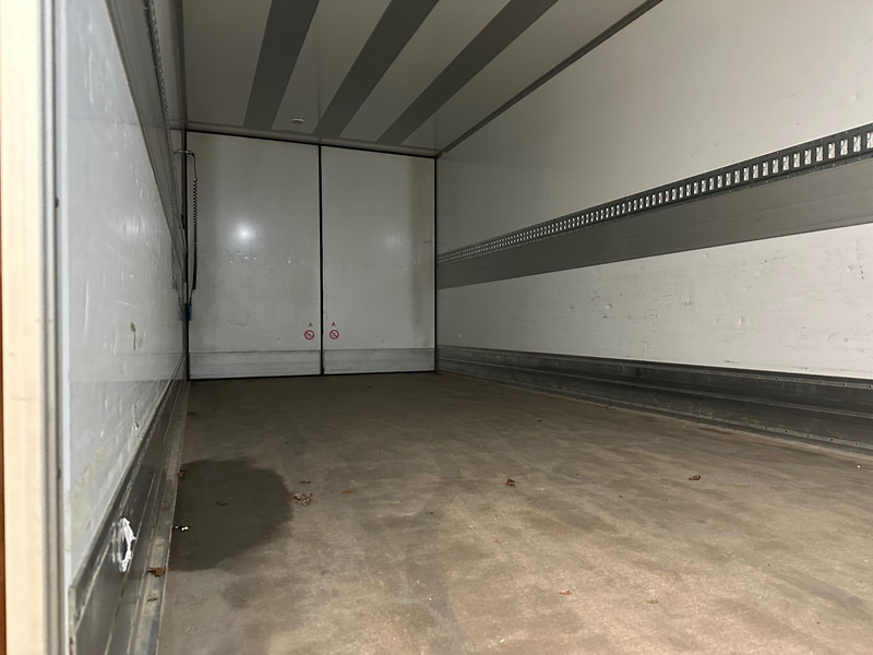 Kravas automašīna refrižerators Renault D12.210: foto 13 Kravas automašīna refrižerators Renault D12.210: foto 13