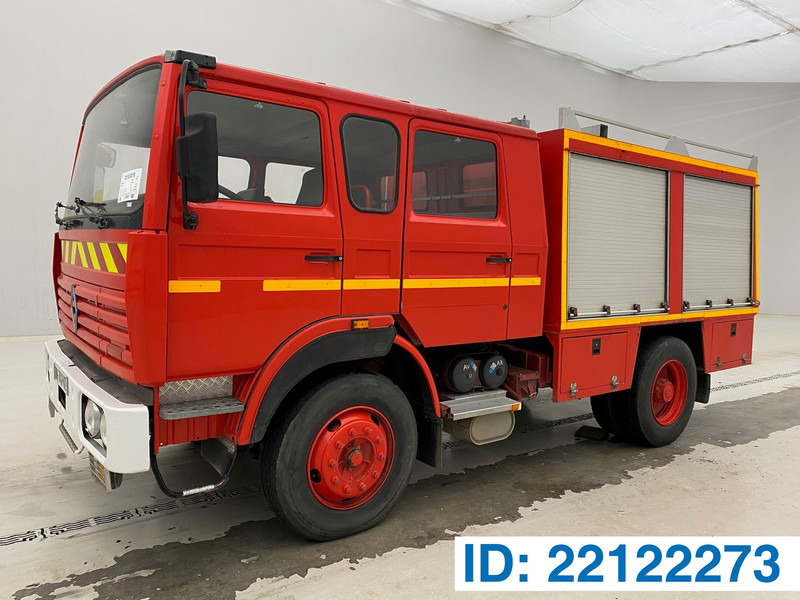 Renault G230 - Ugunsdzēsēju mašīna: foto 1 Renault G230 - Ugunsdzēsēju mašīna: foto 1