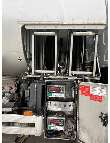 Renault Premium 430 DXi - Autocisterna: foto 4 Renault Premium 430 DXi - Autocisterna: foto 4