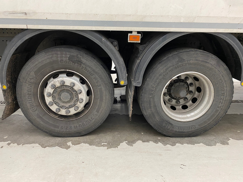 Scania G410 - 6x2* - Kravas automašīna ar slēgto virsbūvi: foto 4 Scania G410 - 6x2* - Kravas automašīna ar slēgto virsbūvi: foto 4