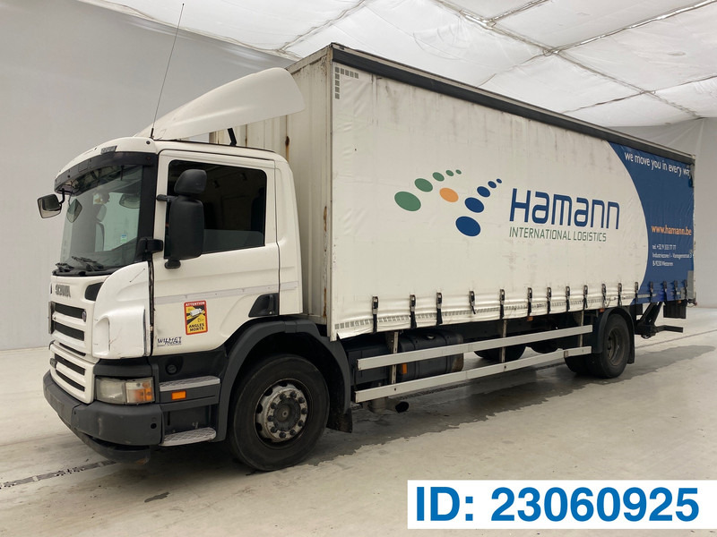 Scania P230 - Kravas automašīna ar tentu: foto 1 Scania P230 - Kravas automašīna ar tentu: foto 1