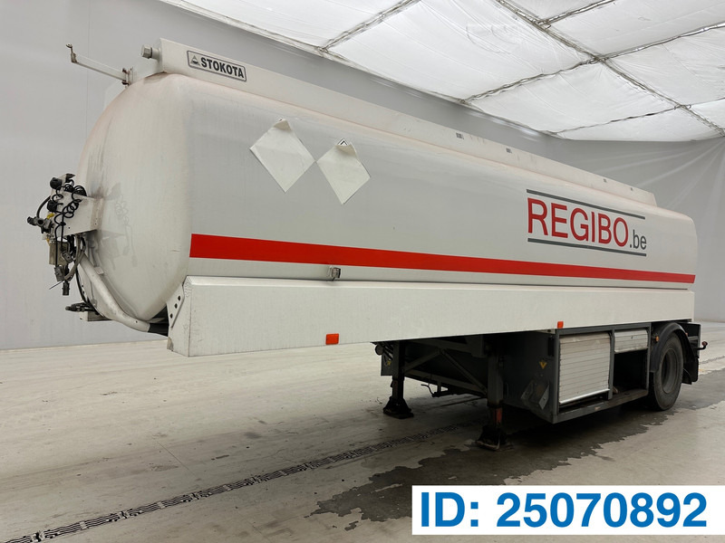 Stokota Tank 23000 L - Puspiekabe cisterna: foto 1 Stokota Tank 23000 L - Puspiekabe cisterna: foto 1