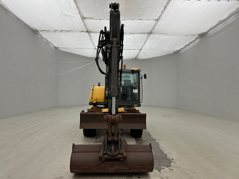 VOLVO* EW 140 - Riteņu ekskavators: foto 2 VOLVO* EW 140 - Riteņu ekskavators: foto 2