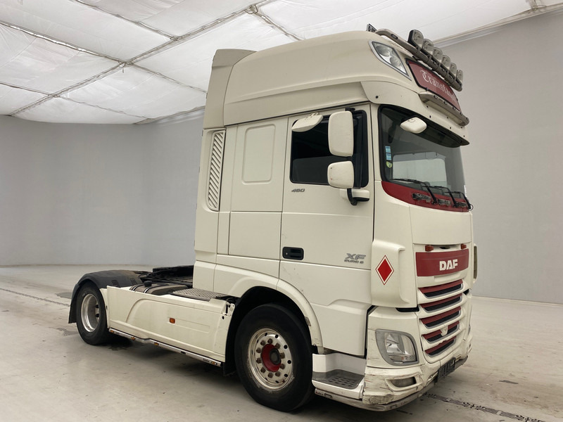 DAF XF106.460 Super Space Cab - Vilcējs: foto 3 DAF XF106.460 Super Space Cab - Vilcējs: foto 3