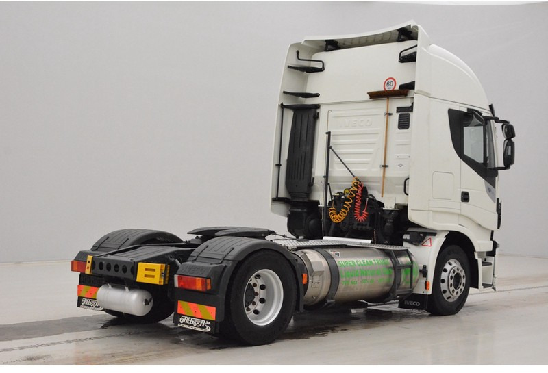 Iveco Stralis AS440S40 LNG Natural Power - Vilcējs: foto 4 Iveco Stralis AS440S40 LNG Natural Power - Vilcējs: foto 4