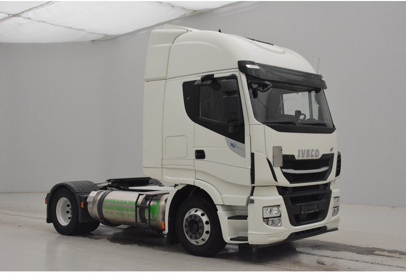 Iveco Stralis AS440S40 LNG Natural Power - Vilcējs: foto 3 Iveco Stralis AS440S40 LNG Natural Power - Vilcējs: foto 3