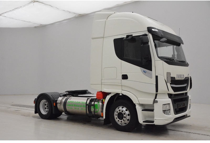 Iveco Stralis AS440S40 LNG Natural Power - Vilcējs: foto 3 Iveco Stralis AS440S40 LNG Natural Power - Vilcējs: foto 3
