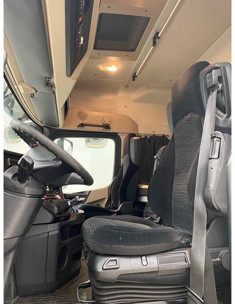 Vilcējs Mercedes-Benz Actros 1942: foto 9 Vilcējs Mercedes-Benz Actros 1942: foto 9