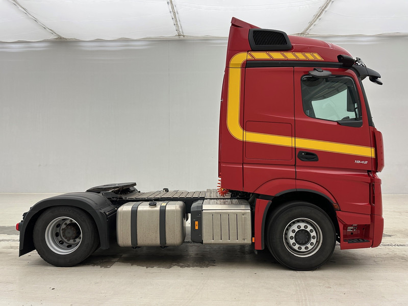 Mercedes-Benz Actros 1942 BigSpace - Vilcējs: foto 4 Mercedes-Benz Actros 1942 BigSpace - Vilcējs: foto 4