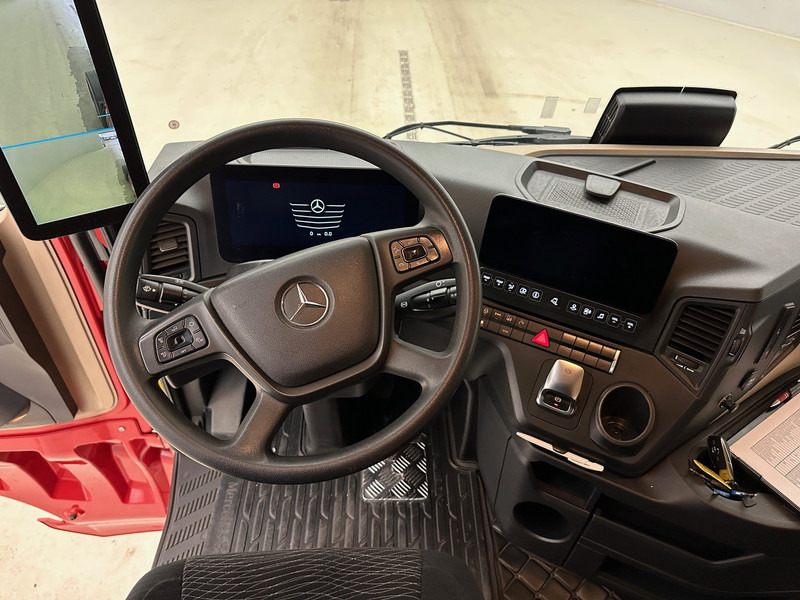 Vilcējs Mercedes-Benz Actros 1942 BigSpace: foto 11