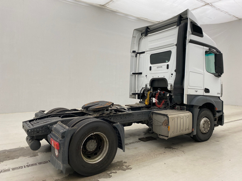 Mercedes-Benz Actros 1943 - Vilcējs: foto 4 Mercedes-Benz Actros 1943 - Vilcējs: foto 4