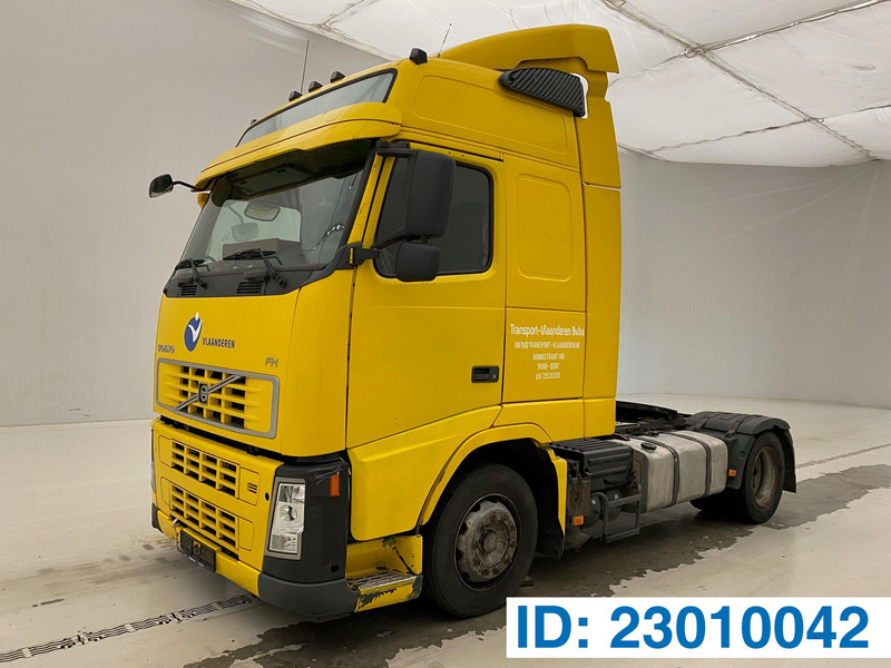 Volvo FH 400 Globetrotter - Vilcējs: foto 1 Volvo FH 400 Globetrotter - Vilcējs: foto 1