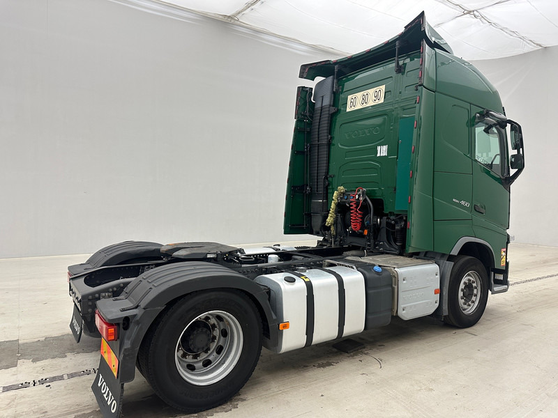 Volvo FH 460 Globetrotter - Vilcējs: foto 4 Volvo FH 460 Globetrotter - Vilcējs: foto 4