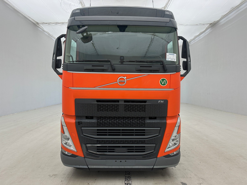 Volvo FH 500 Globetrotter - Vilcējs: foto 2 Volvo FH 500 Globetrotter - Vilcējs: foto 2