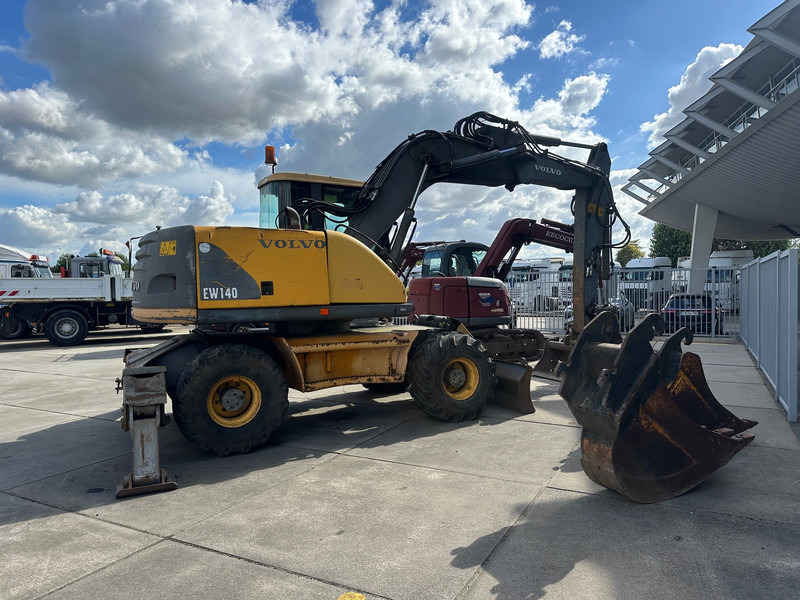 Volvo EW140 - Riteņu ekskavators: foto 5 Volvo EW140 - Riteņu ekskavators: foto 5