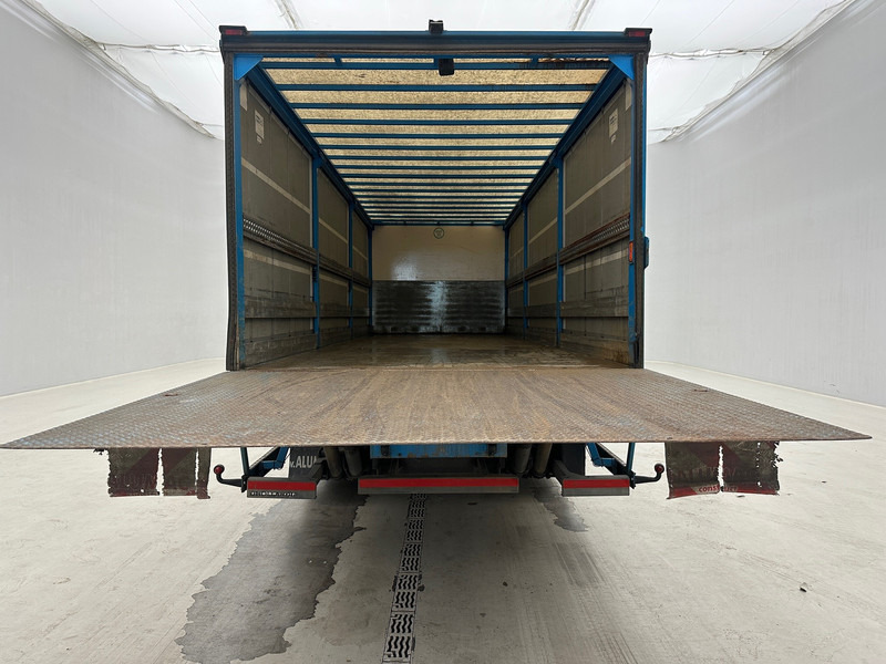 Volvo FE 320* - Kravas automašīna ar tentu: foto 5 Volvo FE 320* - Kravas automašīna ar tentu: foto 5