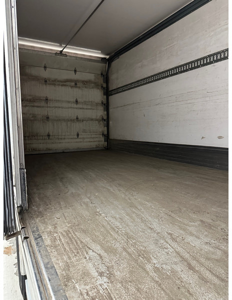 Volvo FL 220 - Kravas automašīna refrižerators: foto 5 Volvo FL 220 - Kravas automašīna refrižerators: foto 5