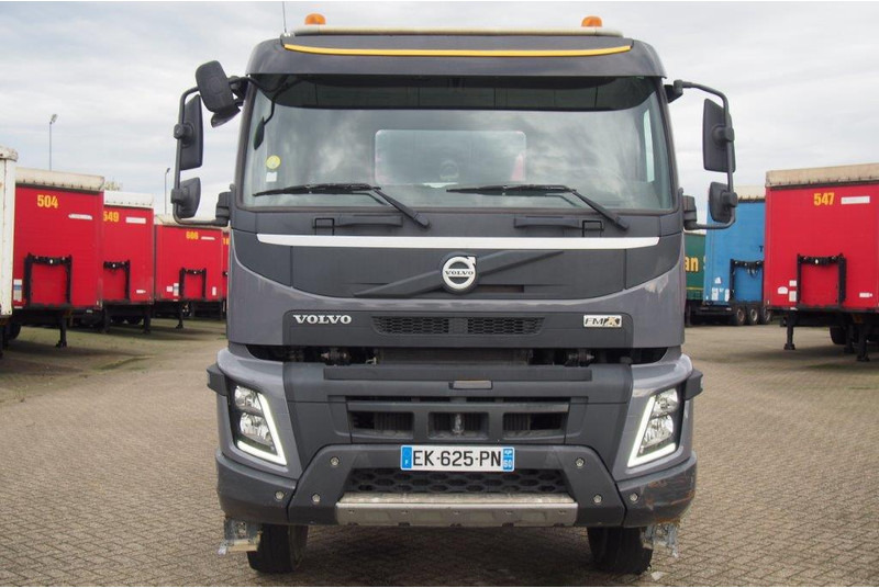 Volvo FMX 410 - 8x4* - Betonvedējs: foto 2 Volvo FMX 410 - 8x4* - Betonvedējs: foto 2