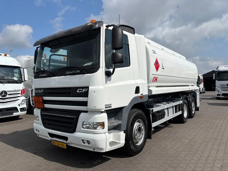 DAF CF 85.360 6X2 Euro 5 21300 Liter Fueltank - Autocisterna: foto 1 DAF CF 85.360 6X2 Euro 5 21300 Liter Fueltank - Autocisterna: foto 1