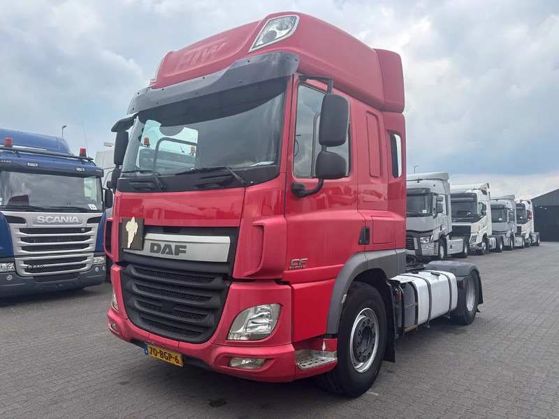 DAF CF 460 Spacecab Euro 6 - Vilcējs: foto 1 DAF CF 460 Spacecab Euro 6 - Vilcējs: foto 1