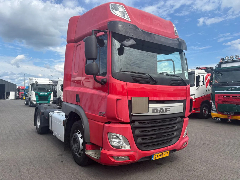 DAF CF 460 Spacecab Euro 6 - Vilcējs: foto 2 DAF CF 460 Spacecab Euro 6 - Vilcējs: foto 2