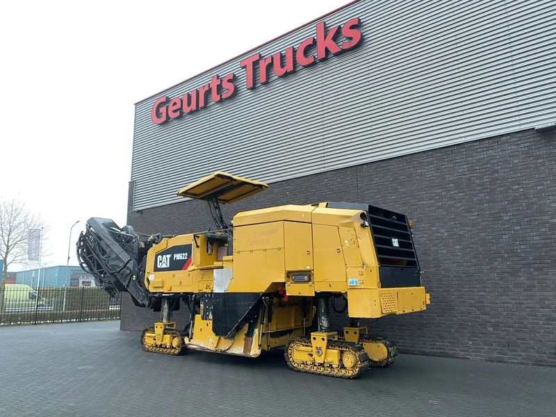 Caterpillar PM622 CRAWLER PROFILER/ASFALTFREESMACHINE/ASPHALTFRÄSEN-MASCHINE - Asfalta ieklāšanas tehnika: foto 4 Caterpillar PM622 CRAWLER PROFILER/ASFALTFREESMACHINE/ASPHALTFRÄSEN-MASCHINE - Asfalta ieklāšanas tehnika: foto 4