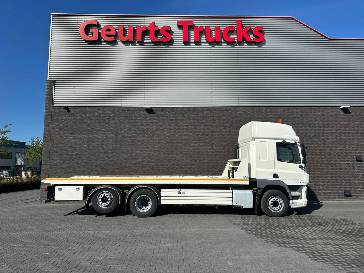 DAF CF 410 6X2 M4SN3 OPRIJWAGEN / MACHINE TRANSPORTE - Autovedējs: foto 4 DAF CF 410 6X2 M4SN3 OPRIJWAGEN / MACHINE TRANSPORTE - Autovedējs: foto 4
