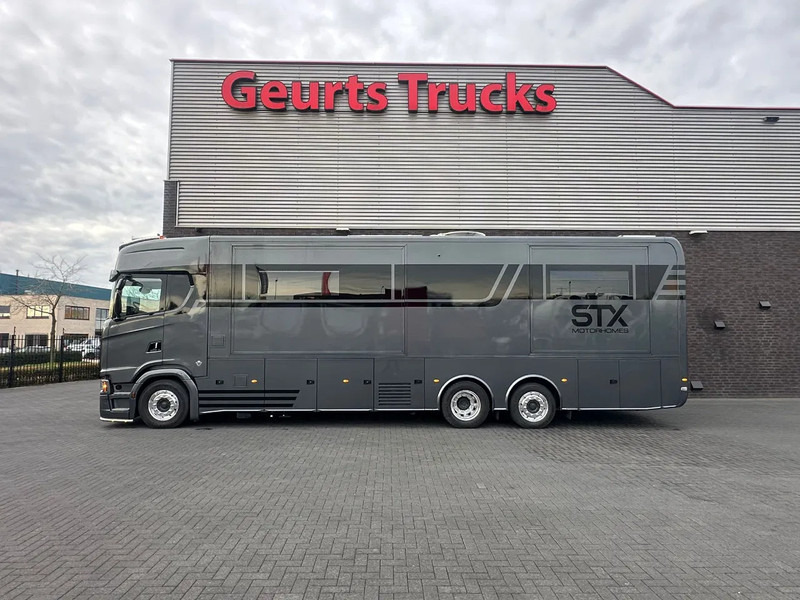 Scania 590S 6x2*4 STX 3x pop out - V8 - Demo/New - Full spec - - Kemperis: foto 1 Scania 590S 6x2*4 STX 3x pop out - V8 - Demo/New - Full spec - - Kemperis: foto 1